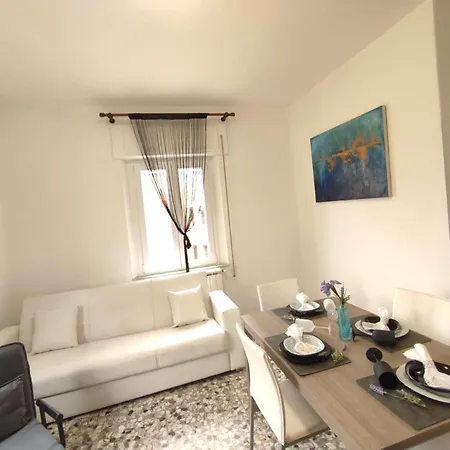 Apartment Fracco's House S. Marinella Fronte Mare 36' Di Treno Da Roma Santa Marinella