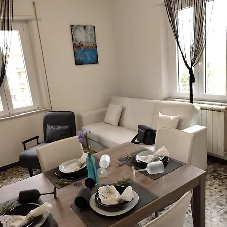 Fracco's House S. Marinella Fronte Mare 36' Di Treno Da Roma Apartment *
