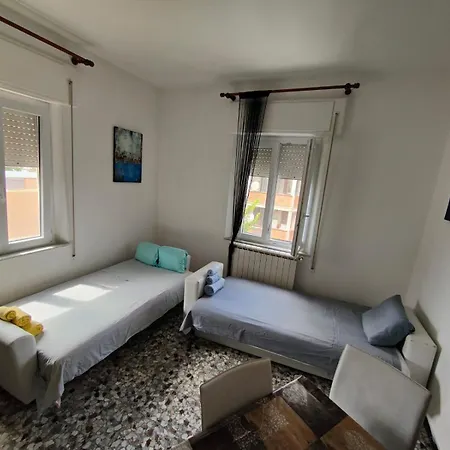 Fracco's House S. Marinella Fronte Mare 36' Di Treno Da Roma Apartment *