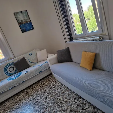 Apartment Fracco's House S. Marinella Fronte Mare 36' Di Treno Da Roma *