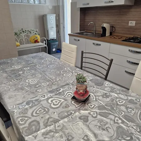 Apartment Fracco's House S. Marinella Fronte Mare 36' Di Treno Da Roma *