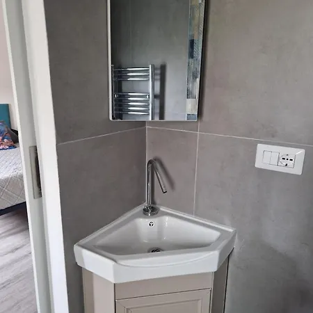 Fracco's House S. Marinella Fronte Mare 36' Di Treno Da Roma * סנטה מרינלה