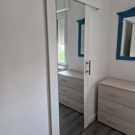 Fracco's House S. Marinella Fronte Mare 36' Di Treno Da Roma Apartment *